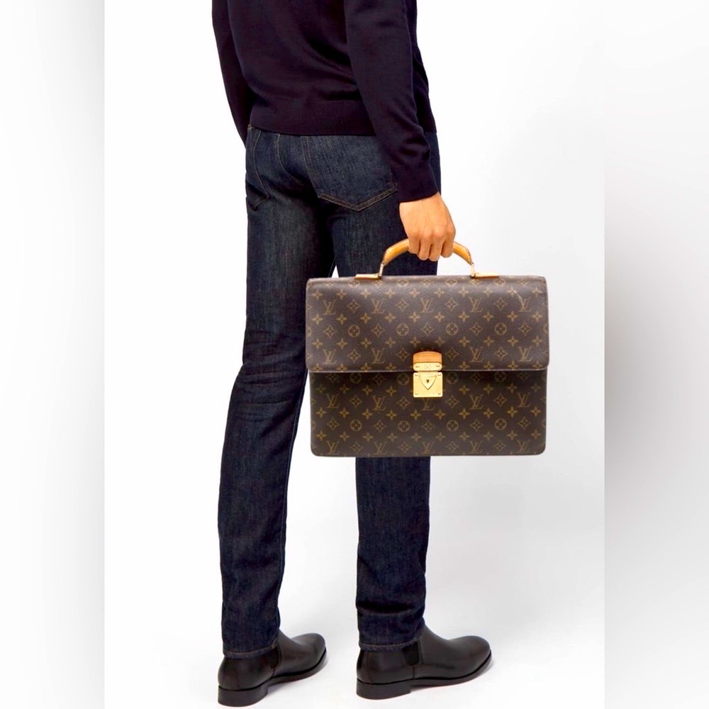 Authentic Louis Vuitton vintage document bag unisex